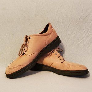 Easy Spirit Tan Oxfords